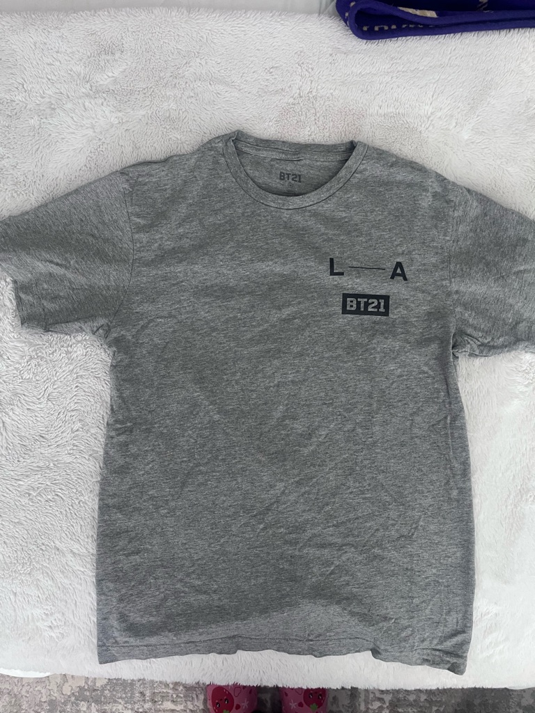 Bt21 Women's Gray Short Sleeve Tee - La Graphic